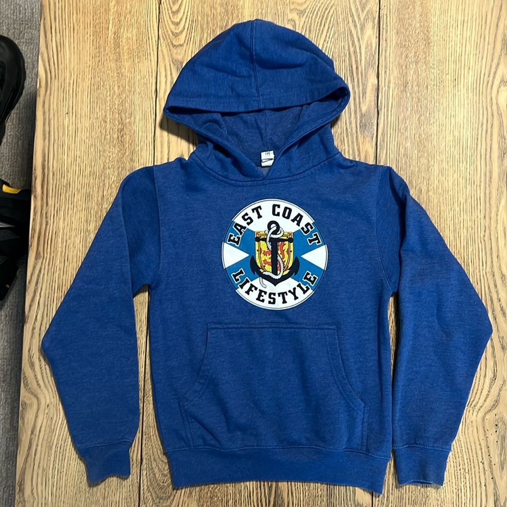 East Coast Lifestyle Hoodie - Size Kids Small